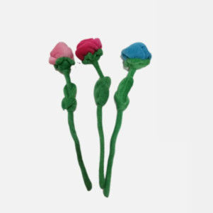 Van de de Valentijnskaartendag van de bandkleurstof de Pluchespeelgoed Kleurrijke Roseflower 28 Cm